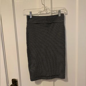 Forever 21 size small skirt - black and white stripes